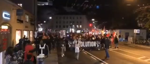 La PLANDEMIE EN AUTRICHE Autriche Salzbourg 13/11/2021