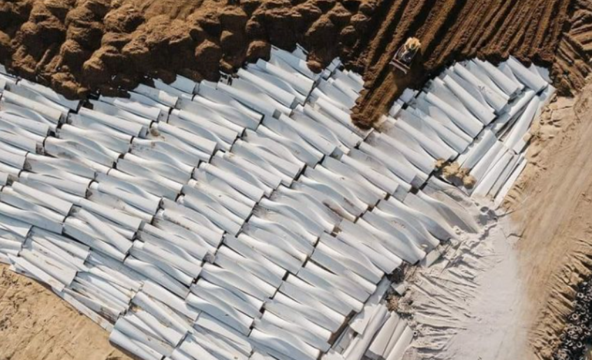PROBLEME AVEC LE RECYCLAGE DES EOLIENNES