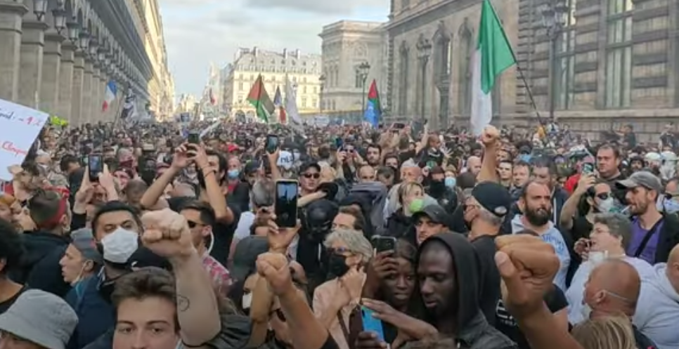 Manifestation du 11 septembre 2021  à Paris contre le passe sanitaire