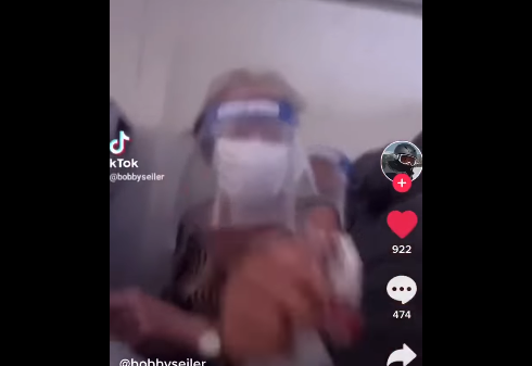 Et la folie devient de plus en plus réel Les COVIDIOTS!