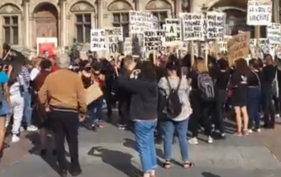 Direct manifestation Paris