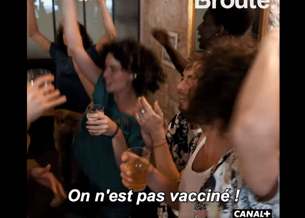 En France, Les anti-pass sanitaire - Broute sur CANAL+