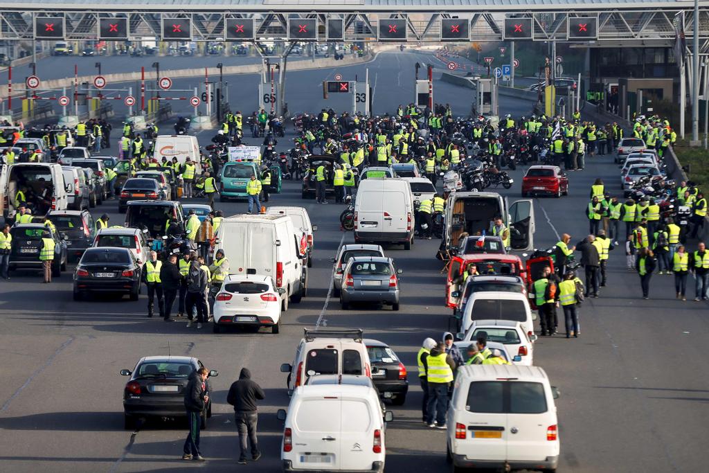 les italiens bloquent les autouroutes