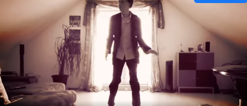 FÊTE NO-VAX! TENIR LE COUP VAUT LA JOIE DE VIVRE!!! NE VOUS FAITES PAS VAXKKK!